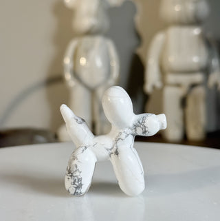 Howlite mini Balloon dog
