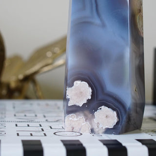 Dark Flower Agate Tower