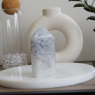 Quartzy Druzy Agate Tower