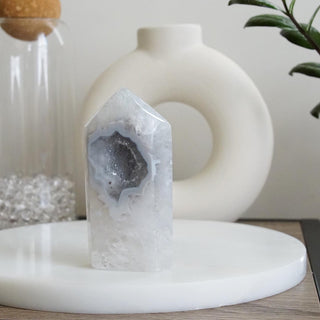 Quartzy Druzy Agate Tower