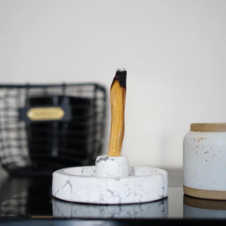 Howlite Palo Santo stick holder