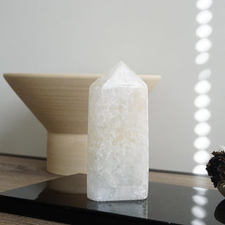 Quartzy Druzy Agate Tower