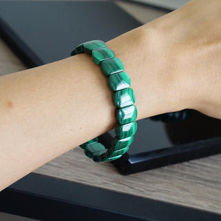Stretchy Natural Malachite Bangle
