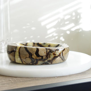 Septarian bowl ( 1lb 14.5 oz )